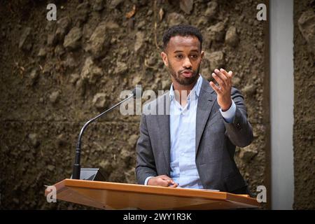 DEN HAAG - Habtamu de Hoop (GroenLinks/PvdA) während der Debatte mit Hugo de Jonge, scheidendem Minister für Wohnungsbau und Raumordnung, über Mieterhöhungen im privaten Sektor. ANP PHIL NIJHUIS niederlande raus - belgien raus Stockfoto