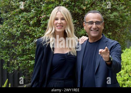 News - Photocall Conferenza Stampa 69Â David Donatello Alessia Marcuzzi und Carlo Conti während des Photocall Conferenza Stampa 69Â David Donatello, Nachrichten in Rom, Italien, 03. April 2024 Rome Rai Viale Mazzini Italien Copyright: XMassimoxLanduccix/xLiveMediax LPN 1296899 Stockfoto