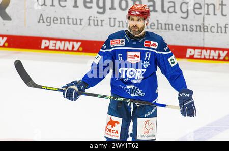 #6 Daryl Boyle, Schwenninger Wild Wings Verteidiger. (Villingen-Schwenningen, Deutschland, 24.03.2024) Stockfoto