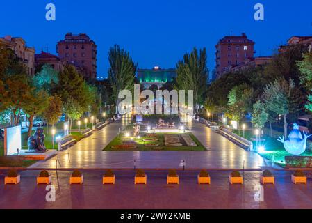 Sonnenaufgang im Alexander Tamanyan Park in Jerewan, Armenien Stockfoto