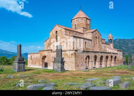 Sommertag in der Odzun-Kirche in Armenien Stockfoto