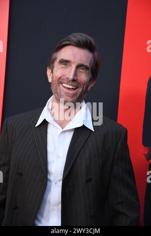 Los Angeles, Kalifornien, USA 3. April 2024 der Schauspieler Sharlto Copley nimmt am 3. April 2024 in Los Angeles, Kalifornien, die Premiere von Universal Pictures Monkey man im TCL Chinese Theatre in Los Angeles, Kalifornien, USA, Teil. Foto: Barry King/Alamy Live News Stockfoto