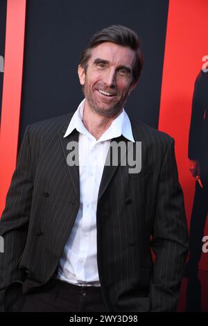 Los Angeles, Kalifornien, USA 3. April 2024 der Schauspieler Sharlto Copley nimmt am 3. April 2024 in Los Angeles, Kalifornien, die Premiere von Universal Pictures Monkey man im TCL Chinese Theatre in Los Angeles, Kalifornien, USA, Teil. Foto: Barry King/Alamy Live News Stockfoto