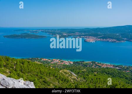 Die Insel Korcula vom Berg Sveti Ilija auf der Halbinsel Peljesac in Kroatien aus gesehen Stockfoto