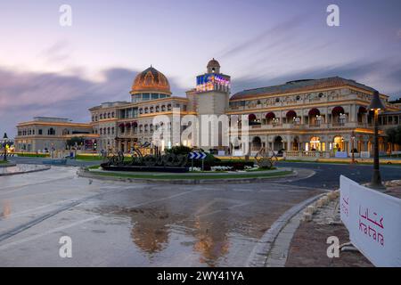 Architektur des Katara Cultural Village Galeries Lafayette Katara Mall Doha, Katar Stockfoto