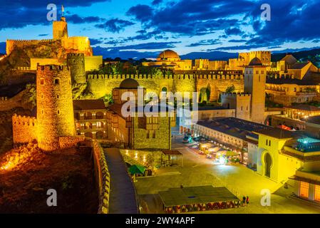 Nächtlicher Blick auf das Schloss Akhaltsikhe (Rabati) in Georgia Stockfoto
