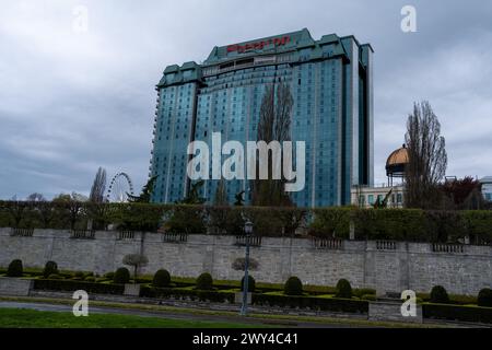 Sheraton Hotel in Niagara Falls, Niagara Falls Touristengebiet am Niagara River, der natürlichen Grenze zwischen der Provinz Ontario in Kanada und dem Stockfoto