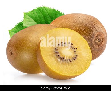 Goldene Kiwi-Frucht und Kreuzschnitt von Kiwi isoliert auf weißem Hintergrund. Stockfoto