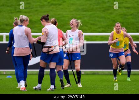 Englands Leah Williamson während eines Trainings in St. George's Park, Burton upon Trent. Bilddatum: Donnerstag, 4. April 2024. Stockfoto