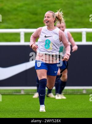 Englands Beth Mead während eines Trainings in St. George's Park, Burton upon Trent. Bilddatum: Donnerstag, 4. April 2024. Stockfoto