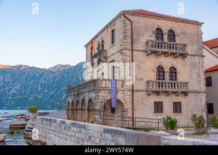 Perast Museum während eines Sommertages in montenegro Stockfoto