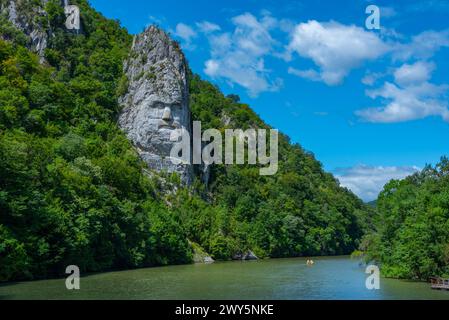 Felsskulptur des Decebalus im Iron Gates Nationalpark in Rumänien Stockfoto
