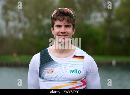 Dortmund, Deutschland. April 2024. Rudern: Präsentation Deutschland Acht: Torben Johannesen. Quelle: Bernd Thissen/dpa/Alamy Live News Stockfoto