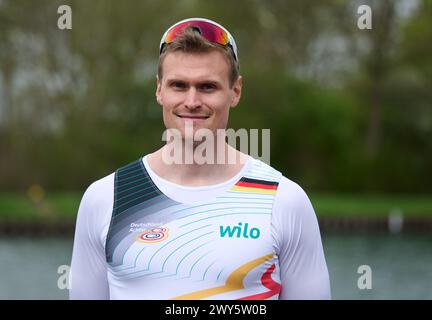 Dortmund, Deutschland. April 2024. Rudern: Präsentation der Deutschen Acht: Hannes Ocik. Quelle: Bernd Thissen/dpa/Alamy Live News Stockfoto