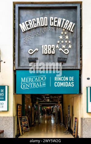 Der Eingang Zum Mercado Central, Mendoza, Provinz Mendoza, Argentinien. Stockfoto