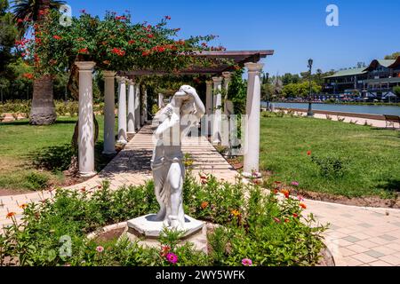 Der Rosengarten Im Parque General San Martin, Mendoza, Provinz Mendoza, Argentinien. Stockfoto