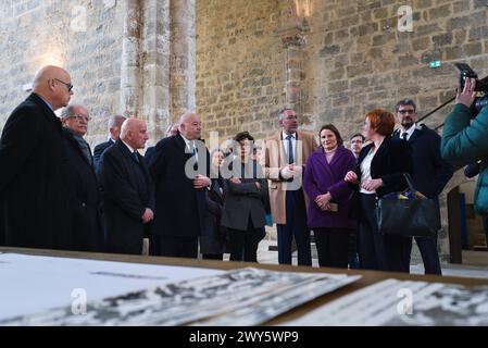 Besuch der Abtei mit gewählten Vertretern. Besuch von Frau Rachida DATI, Kulturministerin. Foto: Patricia Huchot-Boissier / Collectif DyF Stockfoto