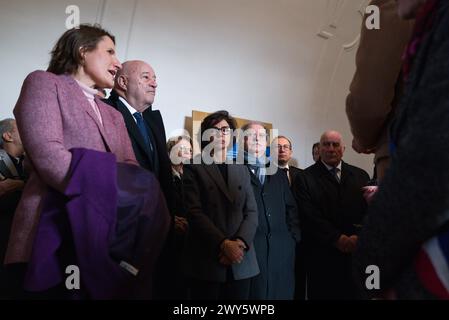 Besuch der Abtei mit gewählten Vertretern. Besuch von Frau Rachida DATI, Kulturministerin. Foto: Patricia Huchot-Boissier / Collectif DyF Stockfoto