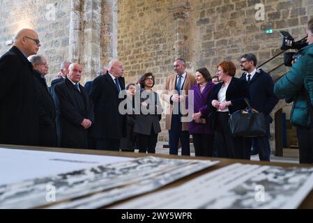 Besuch der Abtei mit gewählten Vertretern. Besuch von Frau Rachida DATI, Kulturministerin. Foto: Patricia Huchot-Boissier / Collectif DyF Stockfoto