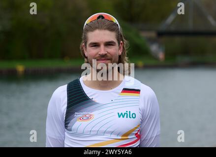 Dortmund, Deutschland. April 2024. Rudern: Präsentation der Deutschen Acht: Ersatz Theis Hagemeister. Quelle: Bernd Thissen/dpa/Alamy Live News Stockfoto