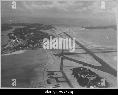 Luftaufnahme des Kindley Field Airport in Bermuda mit Einrichtungen der Royal Air Force in Großbritannien zwischen 1940 und 1945, aufgenommen 1944. Stockfoto
