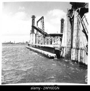 FOTOS VON VORGEFERTIGTEM HAFEN USW. – Ansicht der Rampe und der Fender von LST Pierhead. Britische Armee, 21. Armeegruppe Stockfoto