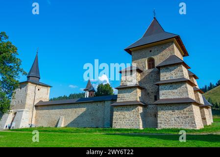 Sommer im Kloster Sucevita in Rumänien Stockfoto