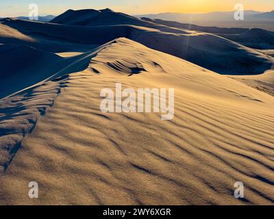 Atemberaubende Kelso Dunes im Mojave National Preserve, Kalifornien, USA Stockfoto