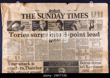 Titelseite und Hauptwerk der Sunday Times (Originalausgabe), 7. Oktober 1984. Stockfoto