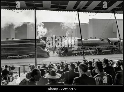 1939 New York World's Fair. Eisenbahn-Pageant. Raymond Loewy stilisierte Pennsylvania 4-6-2 wurde 1920 gebaut und später stromlinienförmig gestaltet. Lackawanna Hudson ist 1151 und wurde speziell für diese Messe in „1939“ umbenannt. New York Amerika USA Stockfoto