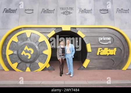 Ella Purnell und Aaron Moten kommen zu einer britischen Sondervorführung von Fallout im Television Centre in White City, West London. Bilddatum: Donnerstag, 4. April 2024. Stockfoto