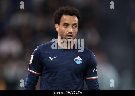 Turin, Italien. April 2024. Felipe Anderson von SS Lazio sieht beim Halbfinalspiel der Coppa Italia im Allianz Stadium in Turin zu. Der Bildnachweis sollte lauten: Jonathan Moscrop/Sportimage Credit: Sportimage Ltd/Alamy Live News Stockfoto