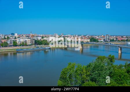 Panoramablick auf Novi Sad von der Festung Petrovaradin in Serbien Stockfoto