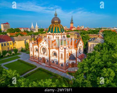 Subotica Synagoge während eines Sommertages in Serbien Stockfoto