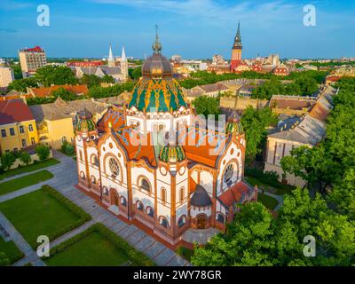 Subotica Synagoge während eines Sommertages in Serbien Stockfoto