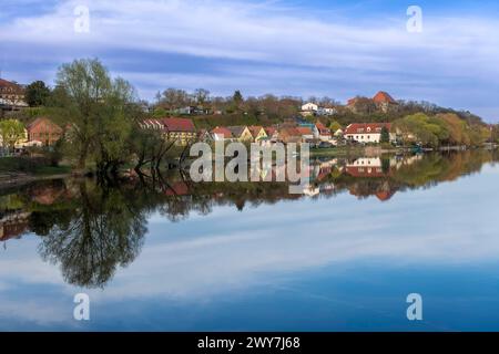 Blick über die Havel auf die Stadt Havelberg Sachsen-Anhalt Deutschland *** Blick über die Havel auf die Stadt Havelberg Sachsen-Anhalt Deutschland Stockfoto