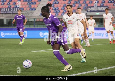 Bologna, Italien. April 2024. Fallou Sene von Fiorentina während des Finales der italienischen Fußballmeisterschaft Primavera Tim Cup 2023/2024 zwischen Fiorentina Primavera und Torino Primavera im Stadion Renato Dall'Ara, Bologna, Norditalien, Donnerstag, 01. April, 2024. Sport - Fußball - (Foto Michele Nucci Credit: LaPresse/Alamy Live News Stockfoto