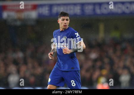 4. April 2024; Stamford Bridge, Chelsea, London, England: Premier League Football, Chelsea gegen Manchester United; Enzo Fernandez aus Chelsea Stockfoto