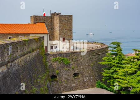 Schloss Castello di San Giusto in der italienischen Stadt Triest Stockfoto