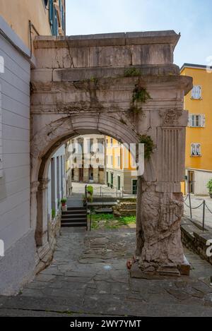 Arco di Riccardo in der italienischen Stadt Triest Stockfoto