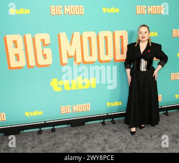 New York City, USA. April 2024. Nicola Coughlan nahm an der New Yorker Premiere „Big Mood“ Teil, die am 4. April 2024 im Whitby Hotel in New York City stattfand © Steven Bergman/AFF-USA.COM Credit: AFF/Alamy Live News Stockfoto