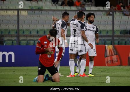 Caracas, Venezuela. April 2024. CARACAS, VENEZUELA - 4. APRIL: Spiel zwischen Atletico-MG und Caracas FC als Teil der Gruppe G der Copa CONMEBOL Libertadores im Estadio Olímpico de la UCV am 4. April 2024 in Caracas, Venezuela. (Foto von Pedro Rances Mattey/PxImages) Credit: PX Images/Alamy Live News Stockfoto