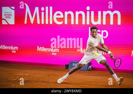 Estoril, Portugal. April 2024. Gael Monfils aus Frankreich im Spiel zwischen Henrique Rocha aus Portugal und Gael Monfils aus Frankreich für die Qualifikationsrunde der Millennium Estoril Open ATP 250 Tennis Turnier 2024 im Clube de Tenis do Estoril. Gael gewinnt gegen Henrique 7:5, 7-5 Credit: SOPA Images Limited/Alamy Live News Stockfoto
