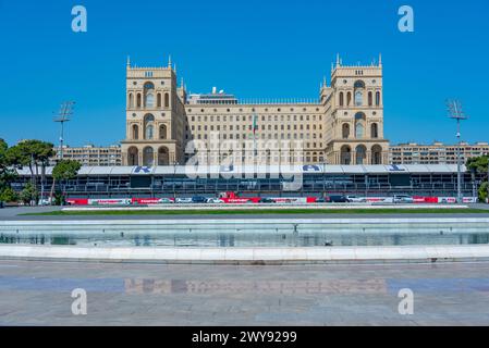 Baku, Aserbaidschan, 16. September 2023: Das aserbaidschanische Regierungshaus in Baku Stockfoto