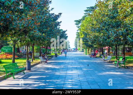 Batumi, Georgia, 31. August 2023: Sommertag am Batumi Boulevard in Georgia Stockfoto