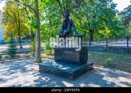 Bendery, Moldawien, 24. August 2023: Puschkin-Statue in der Stadt Bendery, Moldawien Stockfoto