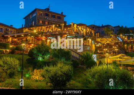 Ulcinj, Montenegro, 6. Juli 2023: Sonnenuntergang der Festung Kalaja in Ulcinj, Montenegro Stockfoto