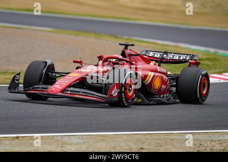 Suzuka, Japan. April 2024. Ferraris Fahrer Charles Leclerc aus Monaco fährt sein Auto während des Trainings des Formel-1-Großen Preises von Japan am 5. April 2024 in Suzuka, Japan. Quelle: Zhang Xiaoyu/Xinhua/Alamy Live News Stockfoto