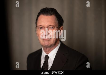 Berlin, Deutschland. März 2024. Autor Martin Suter bei einem dpa-Termin. Quelle: Sebastian Gollnow/dpa/Alamy Live News Stockfoto