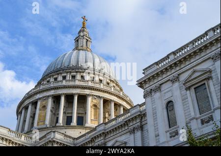 St Paul's Cathedral in der City of London, England. Stockfoto